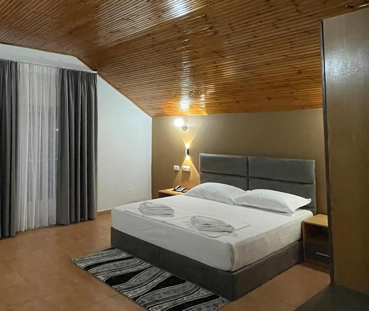 Hotel Milano Tirana